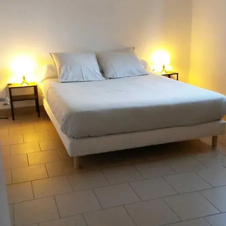 Ferienhaus Maison Au Calme Avec Dependance