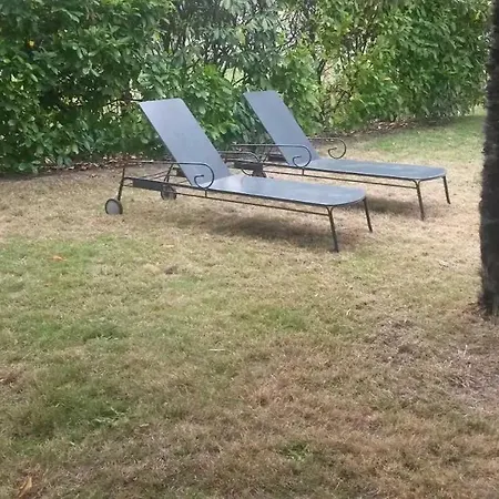 Maison Au Calme Avec Dependance Ferienhaus